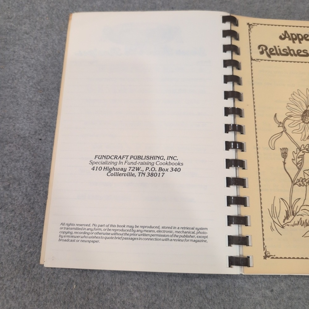 Vintage Country Cookbook Robert Steven Thrower Fund Spiral Bound Fundcraft TN - Picture 2 of 2